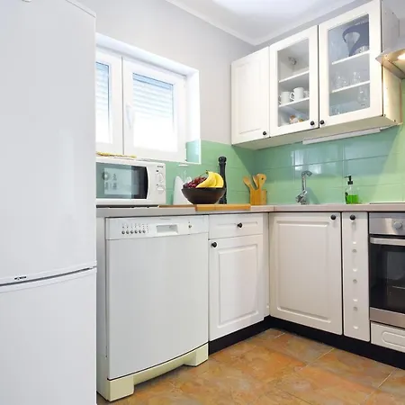 Don Apartment *