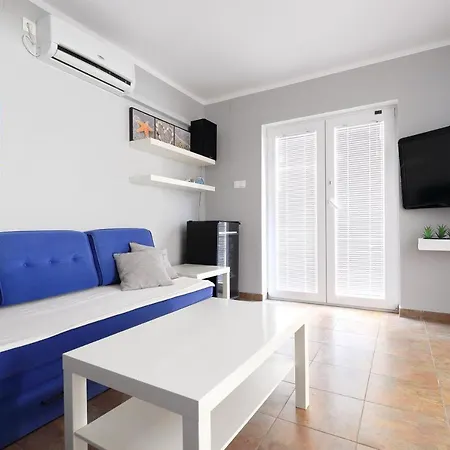 Don Apartment *
